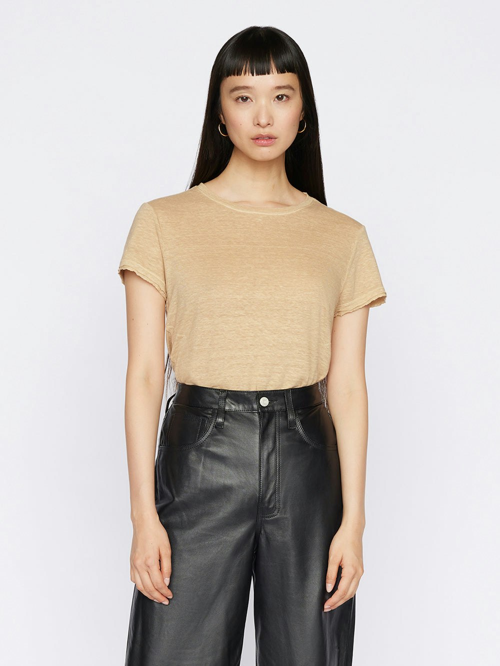 tee front view